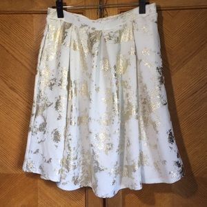 Lularoe Gold & White Elegant Madison - Gorgeous!